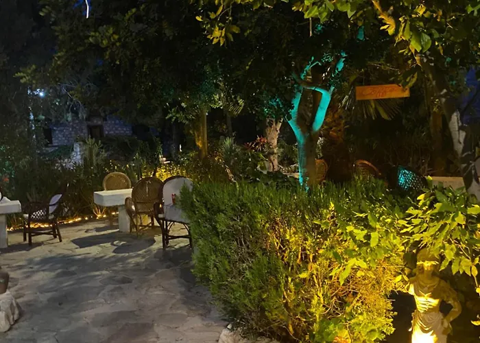 Konukevi Medusa House Butik 3*