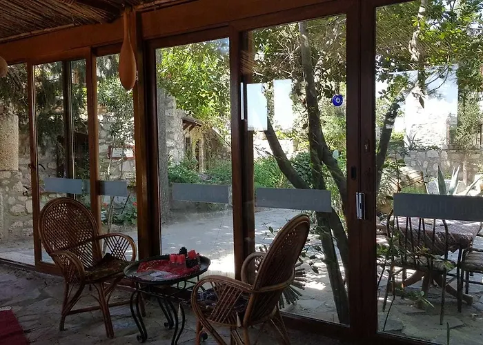 Medusa House Butik Дидим