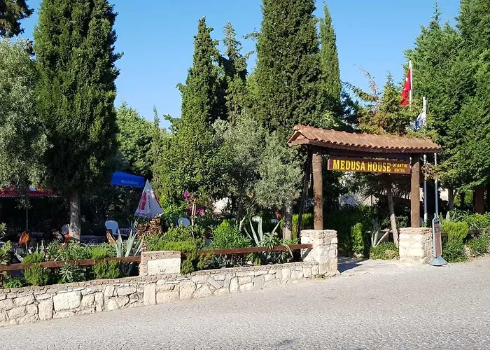 Medusa House Butik 3*