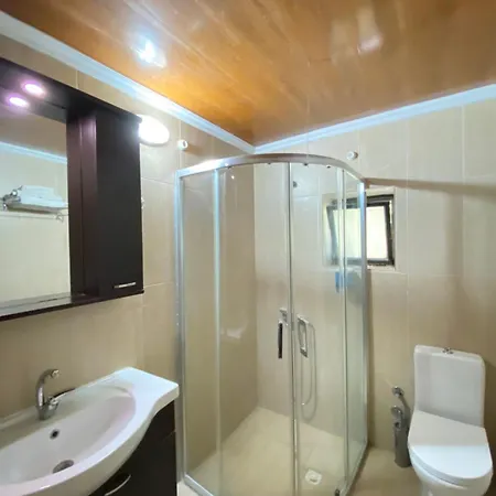 Konukevi Medusa House Butik 3*